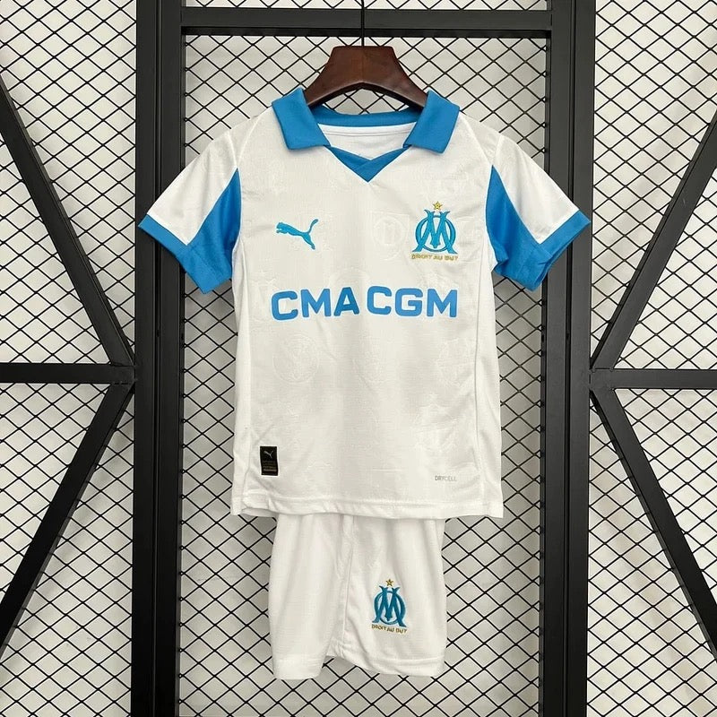 KIT ENFANT OLYMPIQUE DE MARSEILLE DOMICILE 25/26