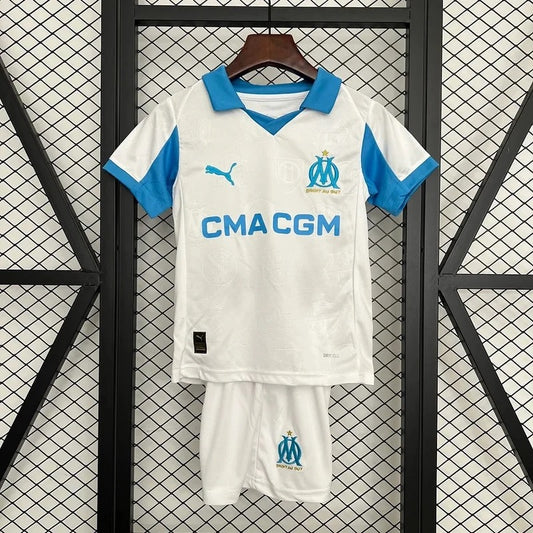 KIT ENFANT OLYMPIQUE DE MARSEILLE DOMICILE 25/26