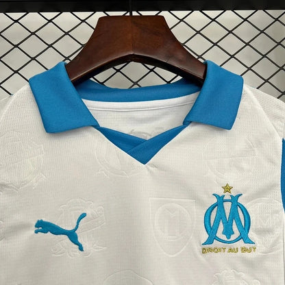 KIT ENFANT OLYMPIQUE DE MARSEILLE DOMICILE 25/26