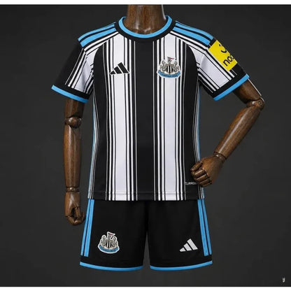 KIT ENFANT NEWCASTLE UTD DOMICILE 26/27