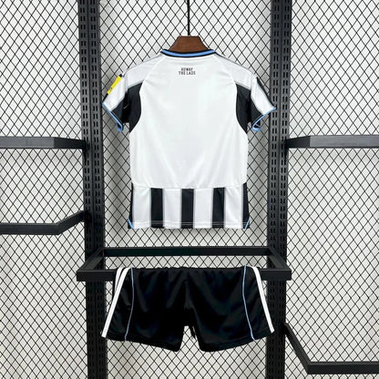 KIT ENFANT NEWCASTLE DOMICILE 25/26