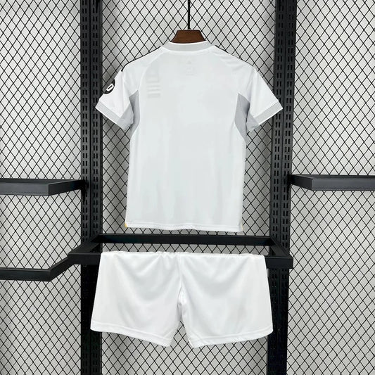 KIT ENFANT REAL MADRID DOMICILE 25/26