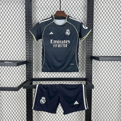 KIT ENFANT REAL MADRID EXTÉRIEUR 25/26