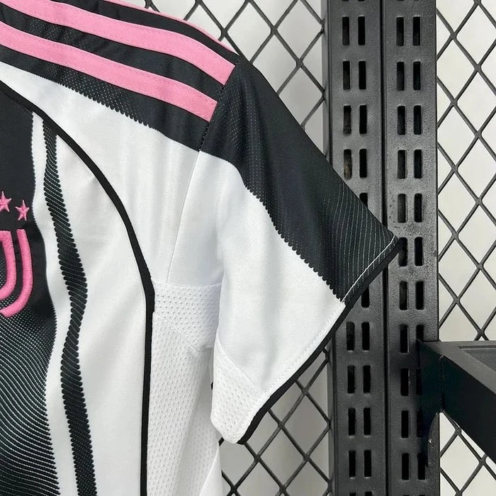 KIT ENFANT JUVENTUS DOMICILE 25/26