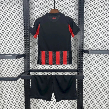 KIT ENFANT MILAN AC DOMICILE 25/26