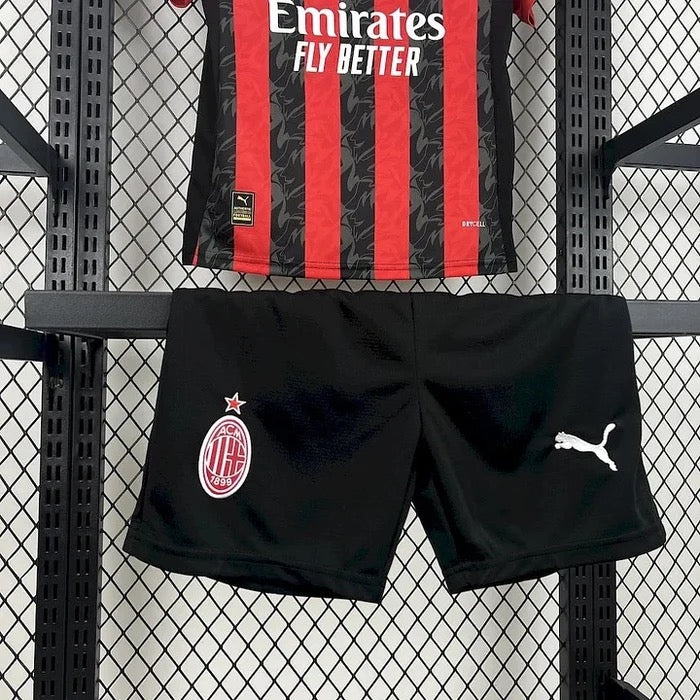 KIT ENFANT MILAN AC DOMICILE 25/26