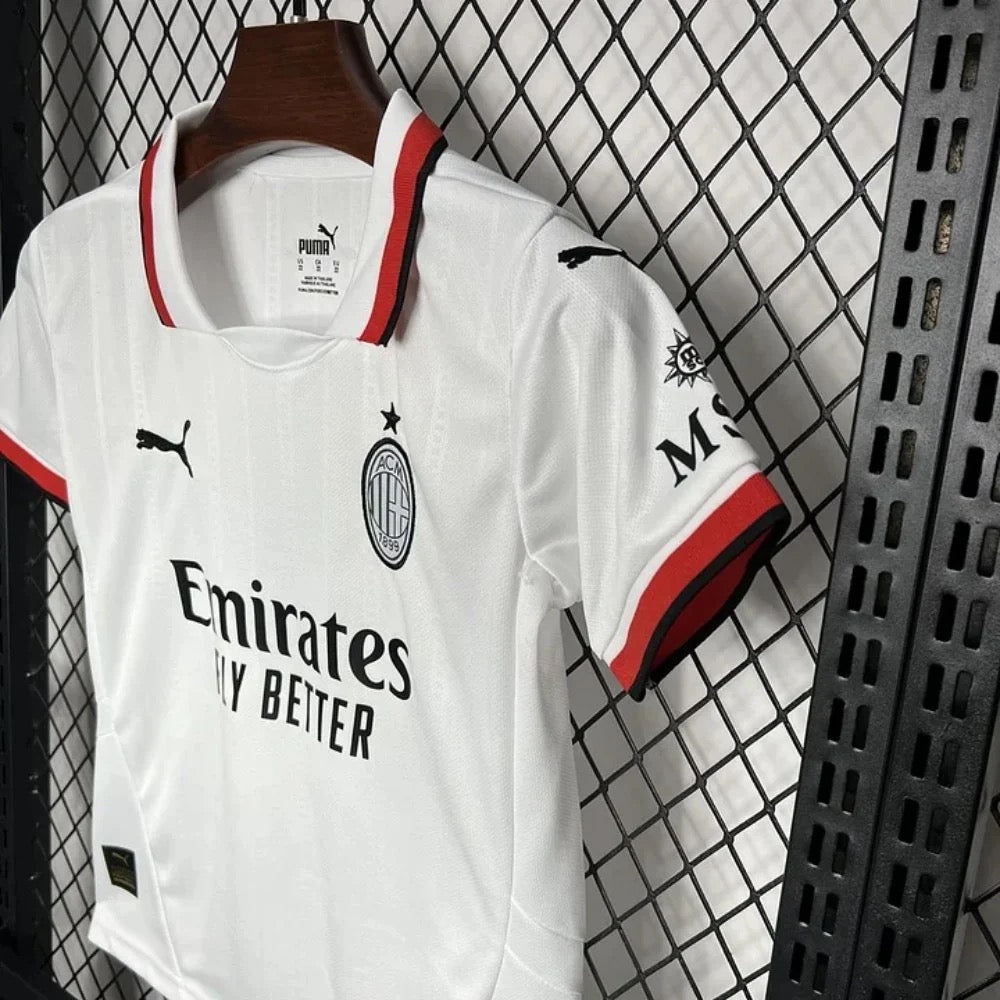 KIT ENFANT MILAN AC EXTÉRIEUR 24/25