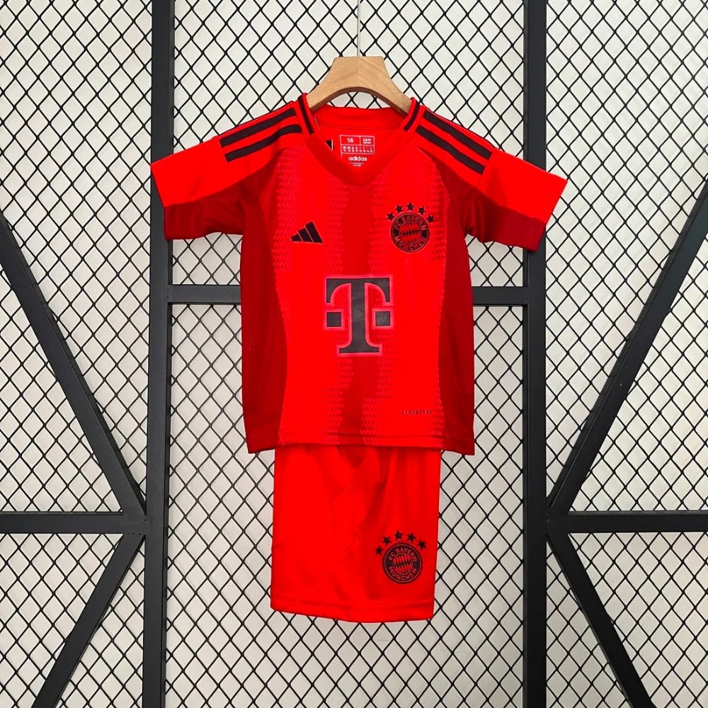 KIT ENFANT BAYERN DOMICILE 24/25
