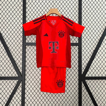 KIT ENFANT BAYERN DOMICILE 24/25