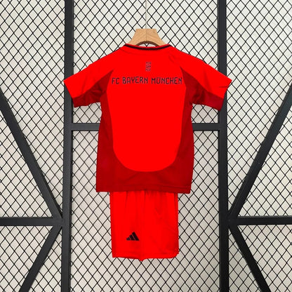 KIT ENFANT BAYERN DOMICILE 24/25