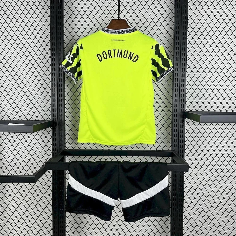 KIT ENFANT BVB DORTMUND ÉDITION 90 ANS 25/26
