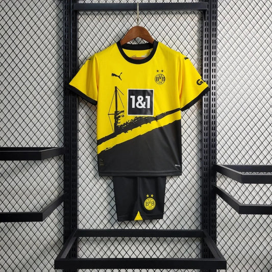KIT ENFANT BVB DORTMUND DOMICILE 23/24
