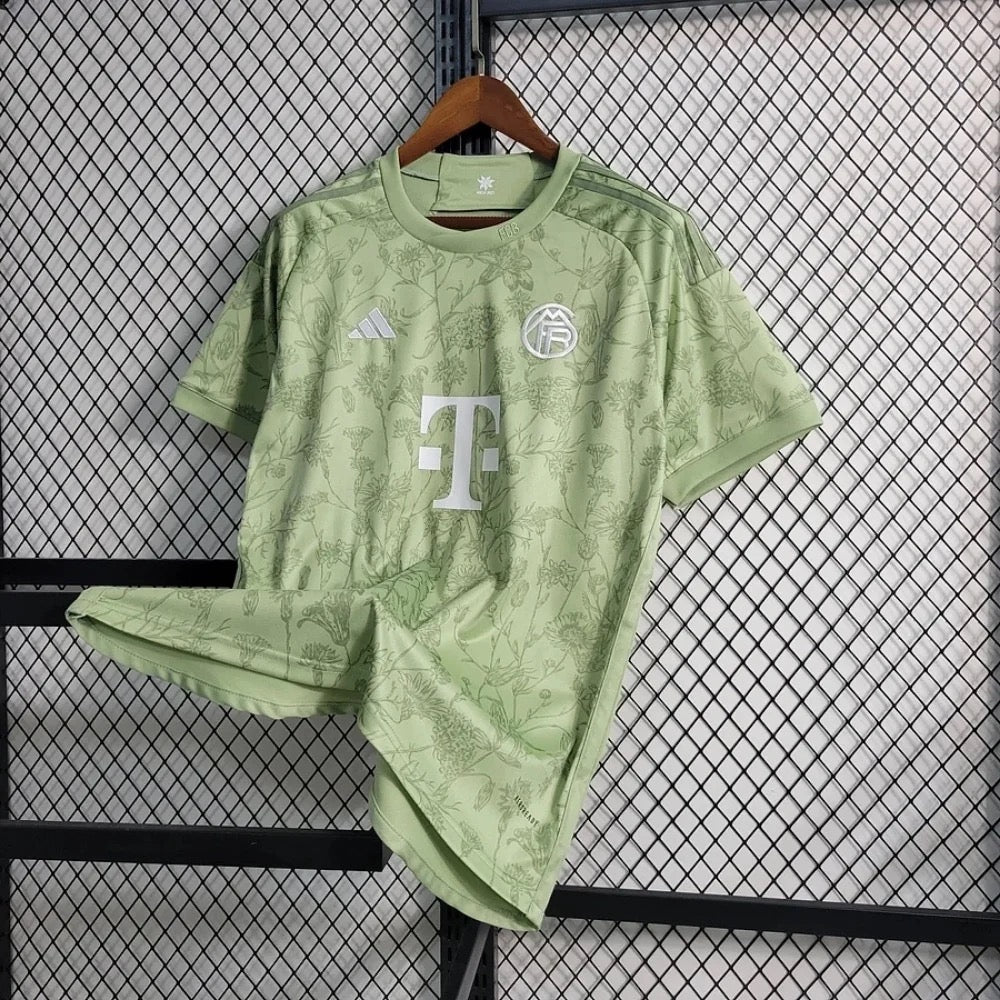 BAYERN MUNICH ÉDITION LIMITÉ 23/24