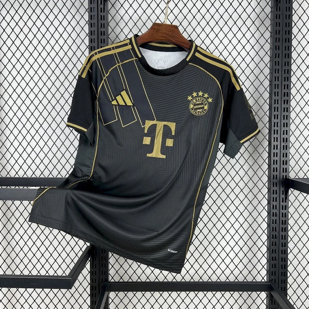 BAYERN MUNICH CONCEPT NOIR 25/26