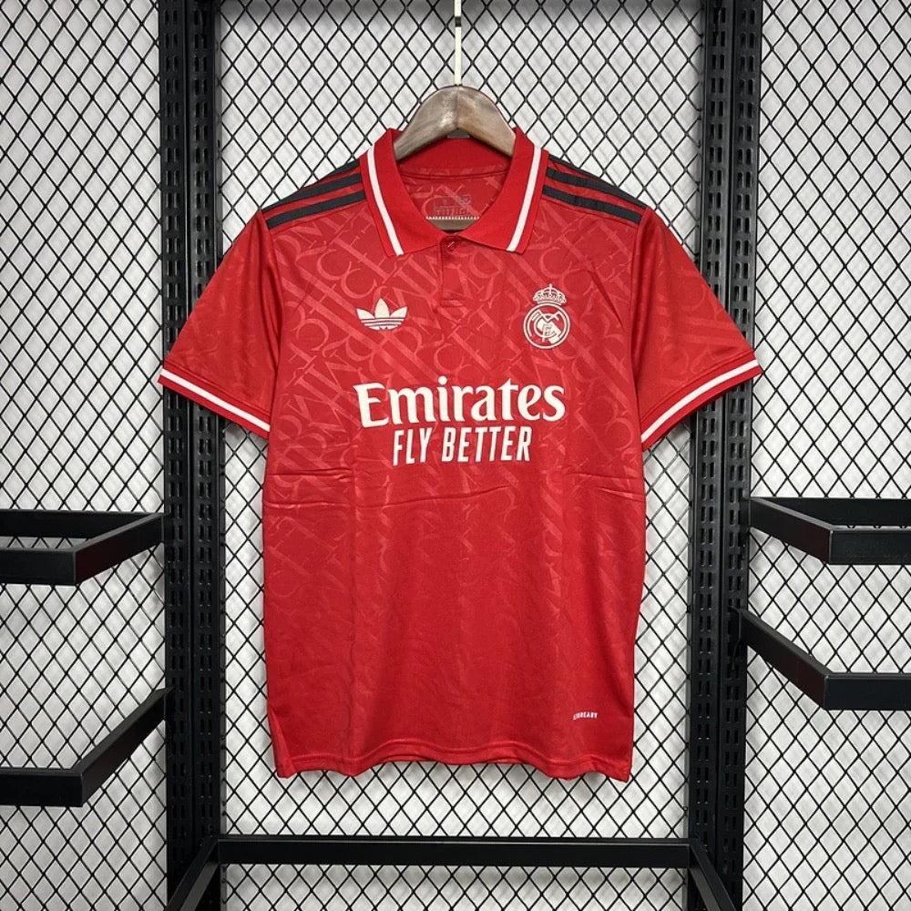 REAL MADRID EDITION SPÉCIALE DORÉE 24/25