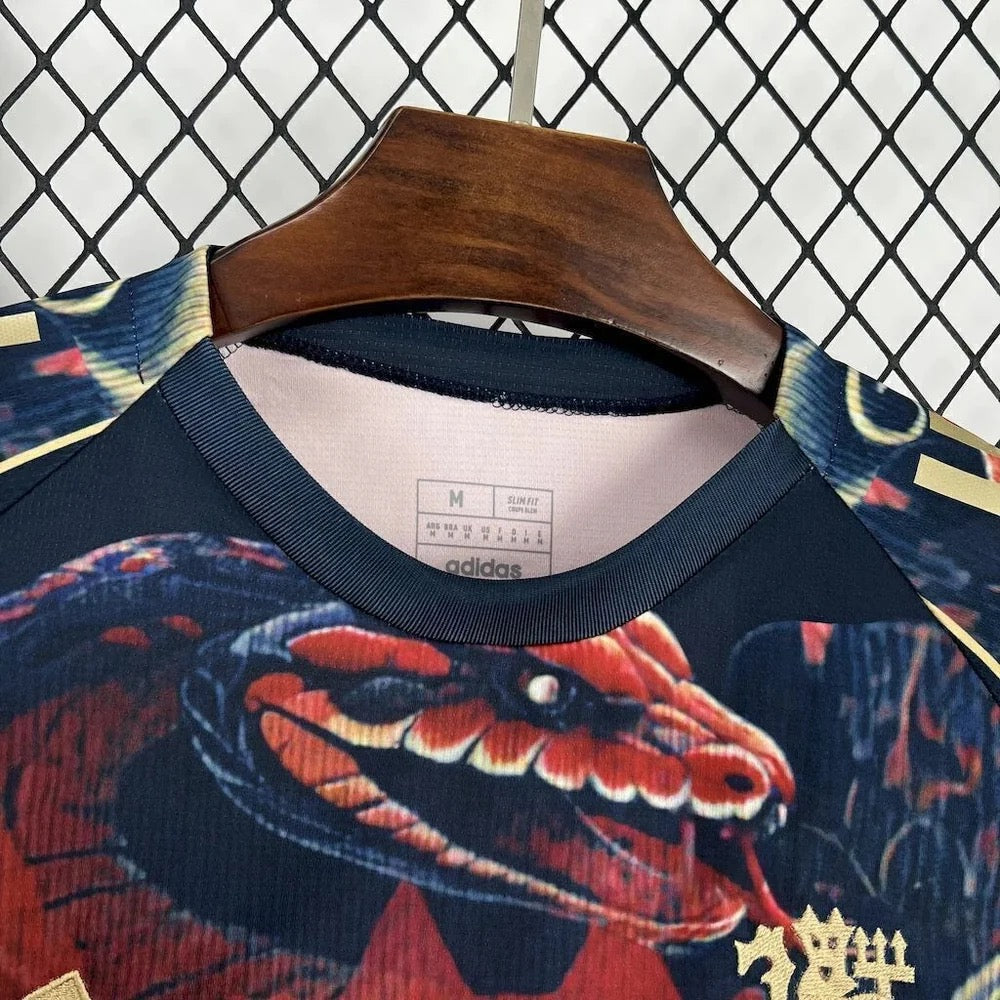 MANCHESTER UNITED CONCEPT SERPENT 25/26