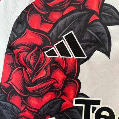 MANCHESTER UNITED CONCEPTS FLOWERS 24/25