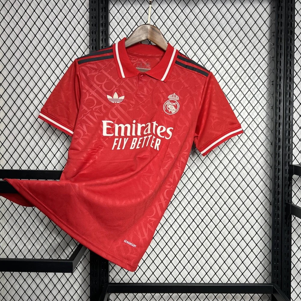 REAL MADRID EDITION SPÉCIALE DORÉE 24/25